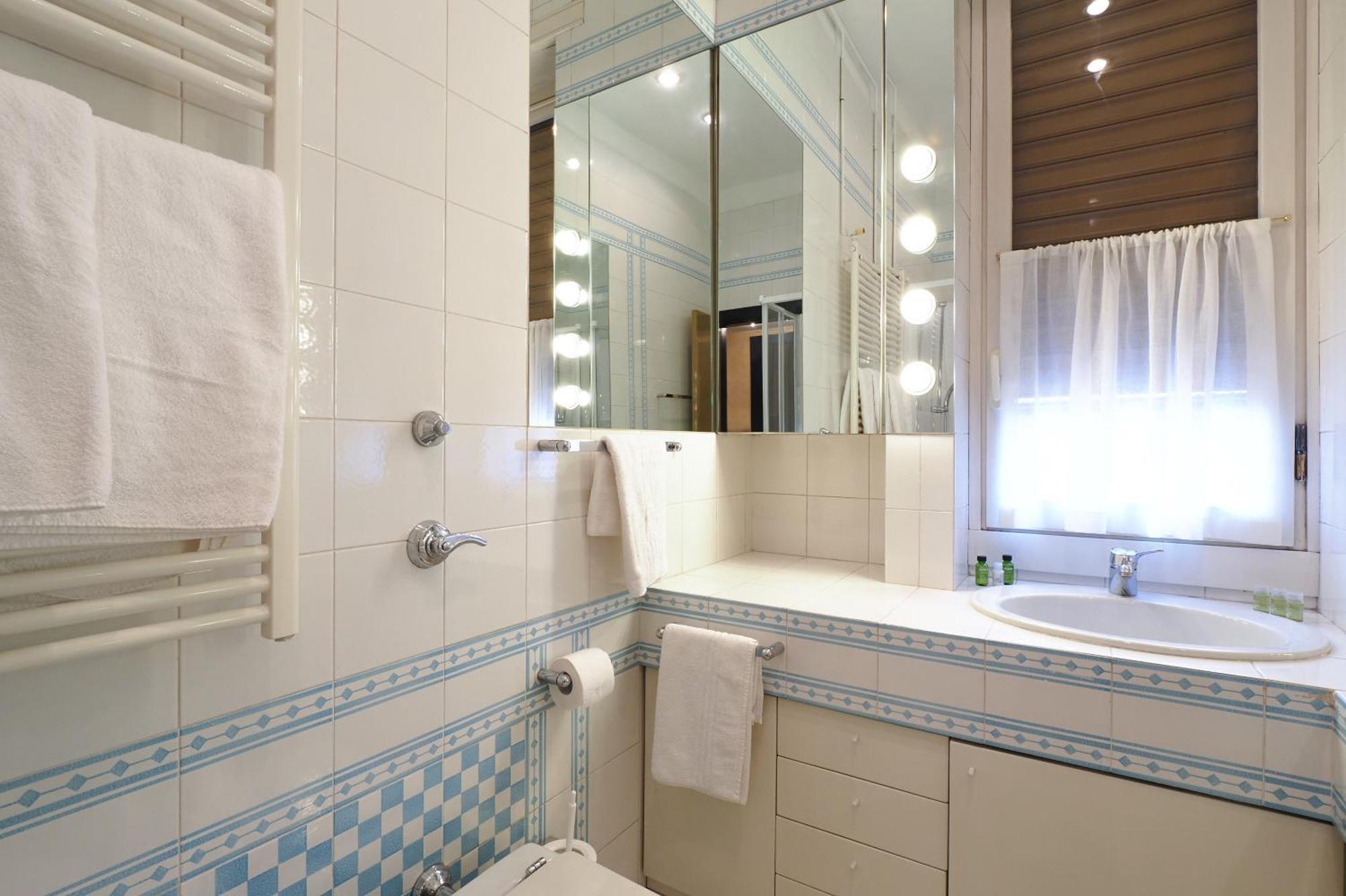Homnest I S.Ambrogio Elegant Apt ミラノ エクステリア 写真