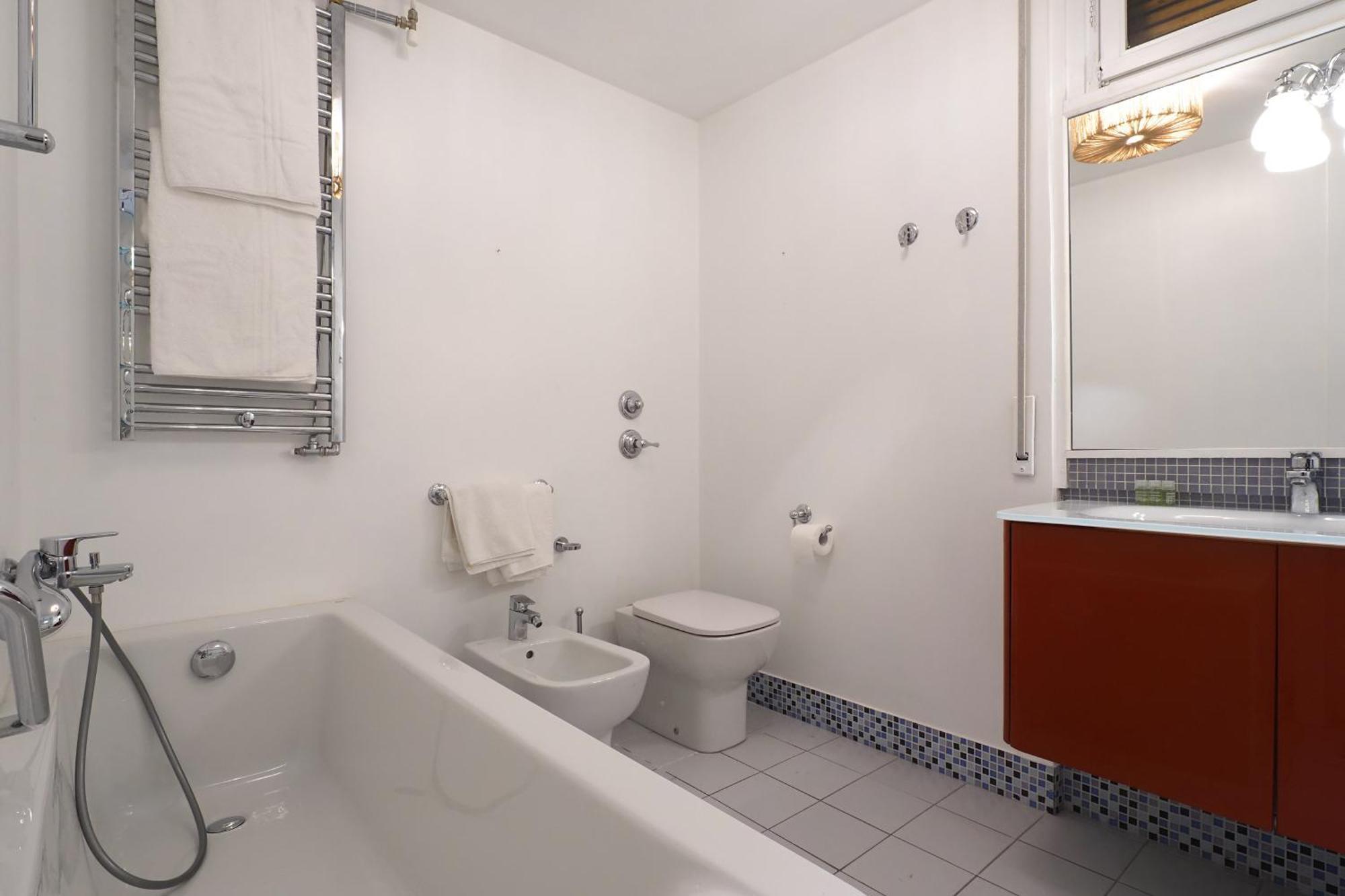 Homnest I S.Ambrogio Elegant Apt ミラノ エクステリア 写真
